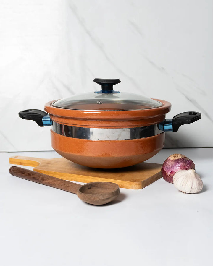 Round Glazed Clay Karahi Cooking Capacity 1 to 1.5kg